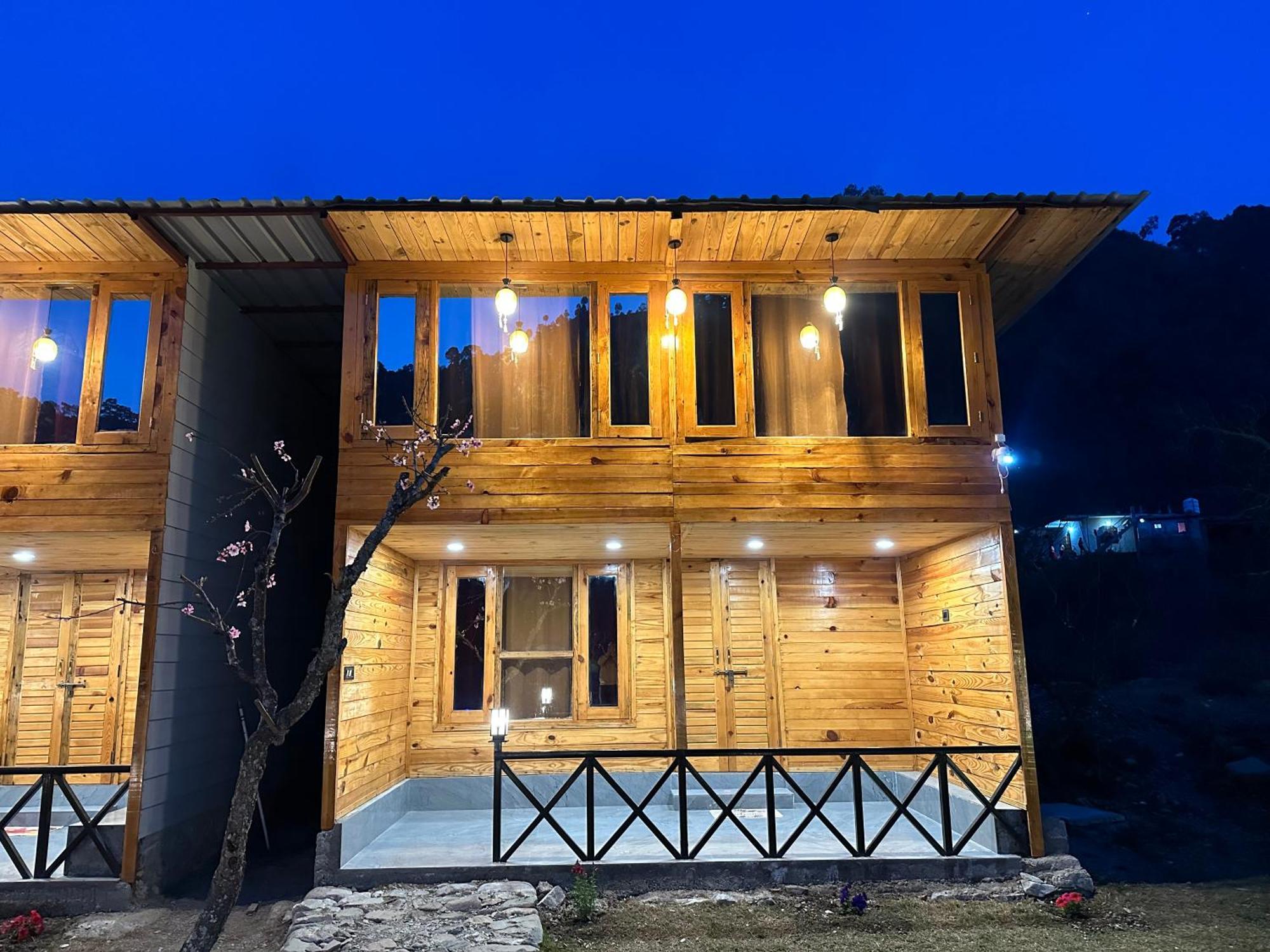 Cabana Riverside Resort - Kainchi Dham Nainital Εξωτερικό φωτογραφία