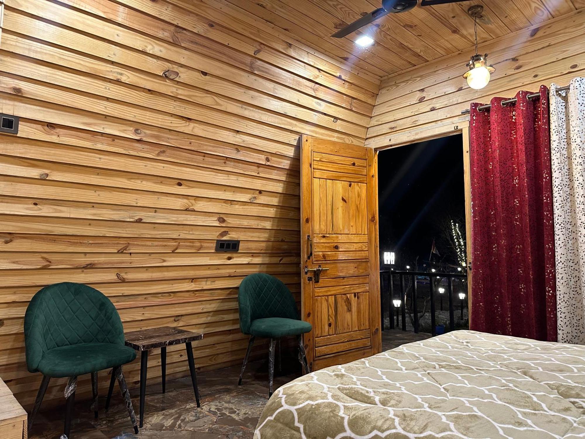 Cabana Riverside Resort - Kainchi Dham Nainital Εξωτερικό φωτογραφία