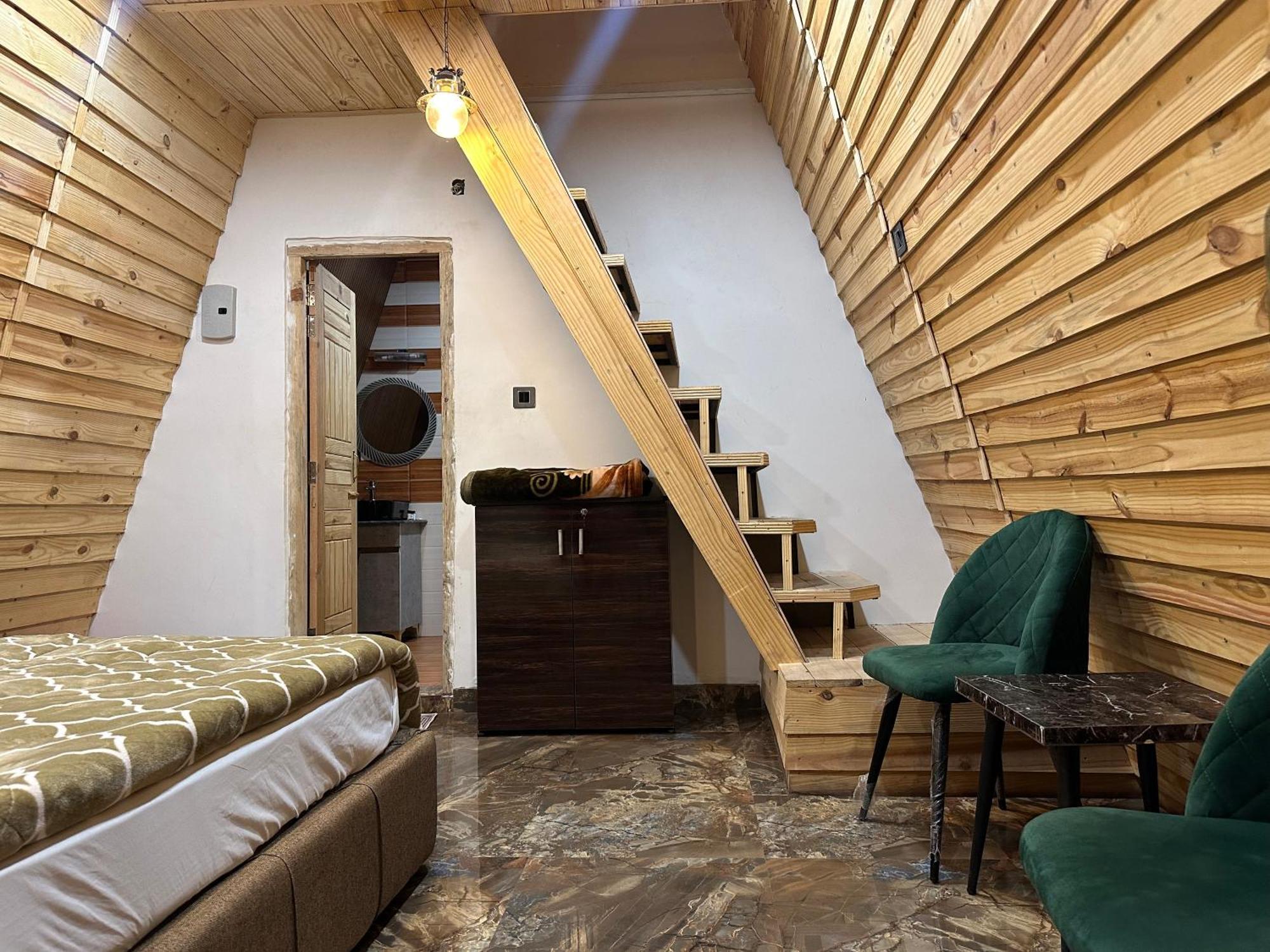 Cabana Riverside Resort - Kainchi Dham Nainital Εξωτερικό φωτογραφία